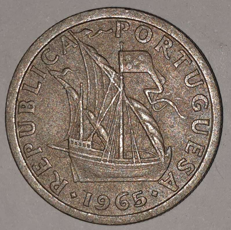 1965 - 2.5 ESCUDOS - 2$50 - 2 1/2 - PORTUGAL - PORTUGUESA - KM#590 - COPPER-NICKEL - PORTUGUESE